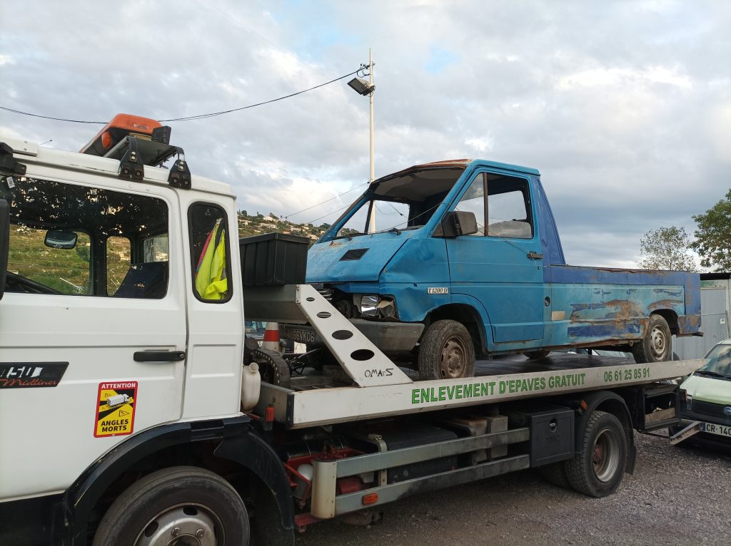 Enlèvement gratuit d’épave – VHU Épaviste à Nice 06